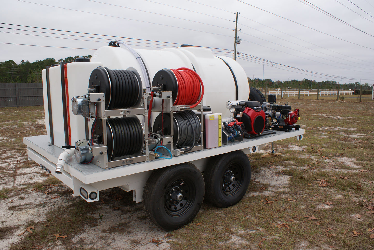 735 Gallon Water Tank