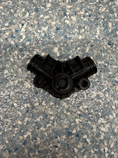AR45 Lower Drain Piece AR3120050