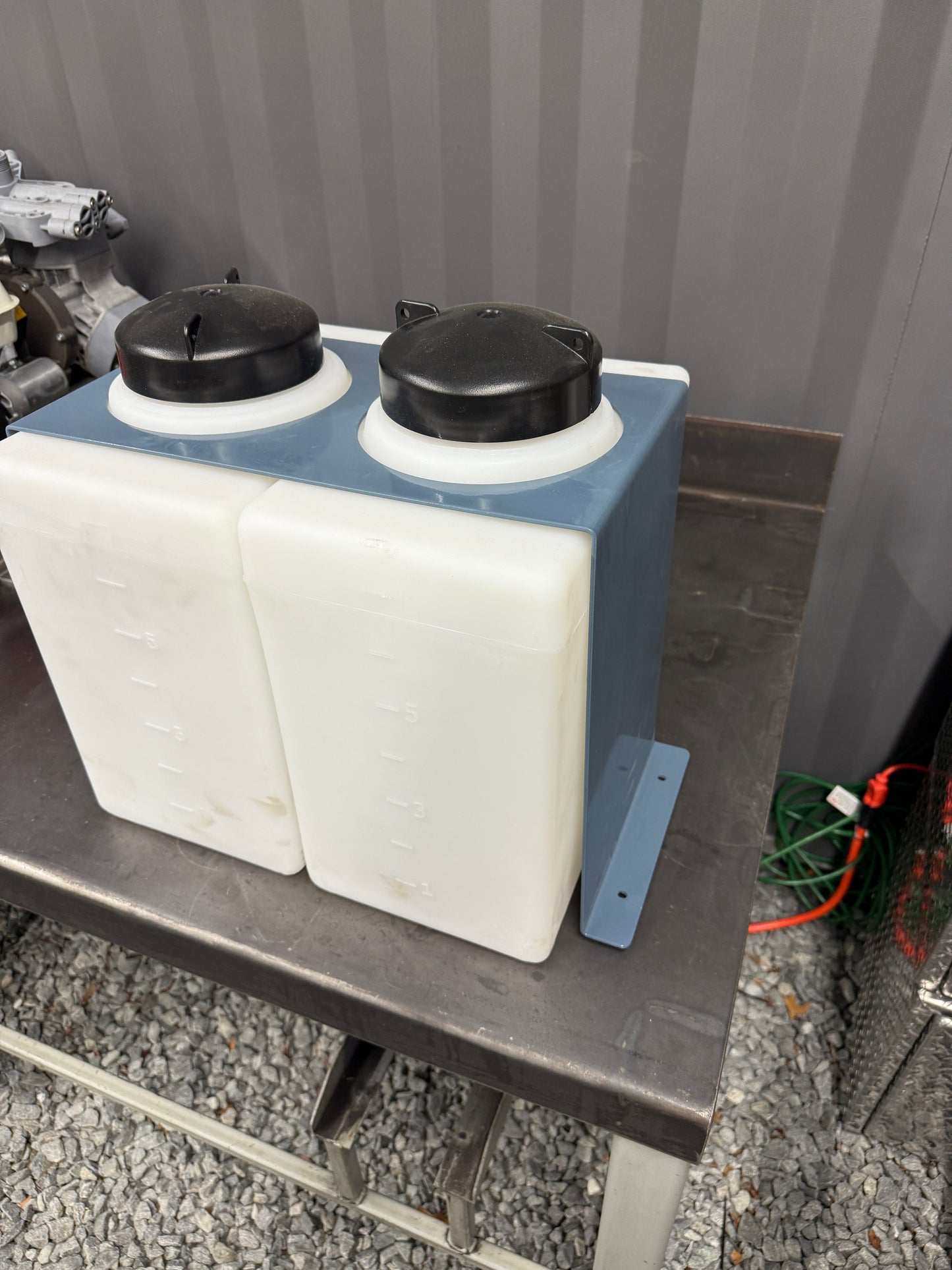 Dual 7 Gallon Soap Tank Strap