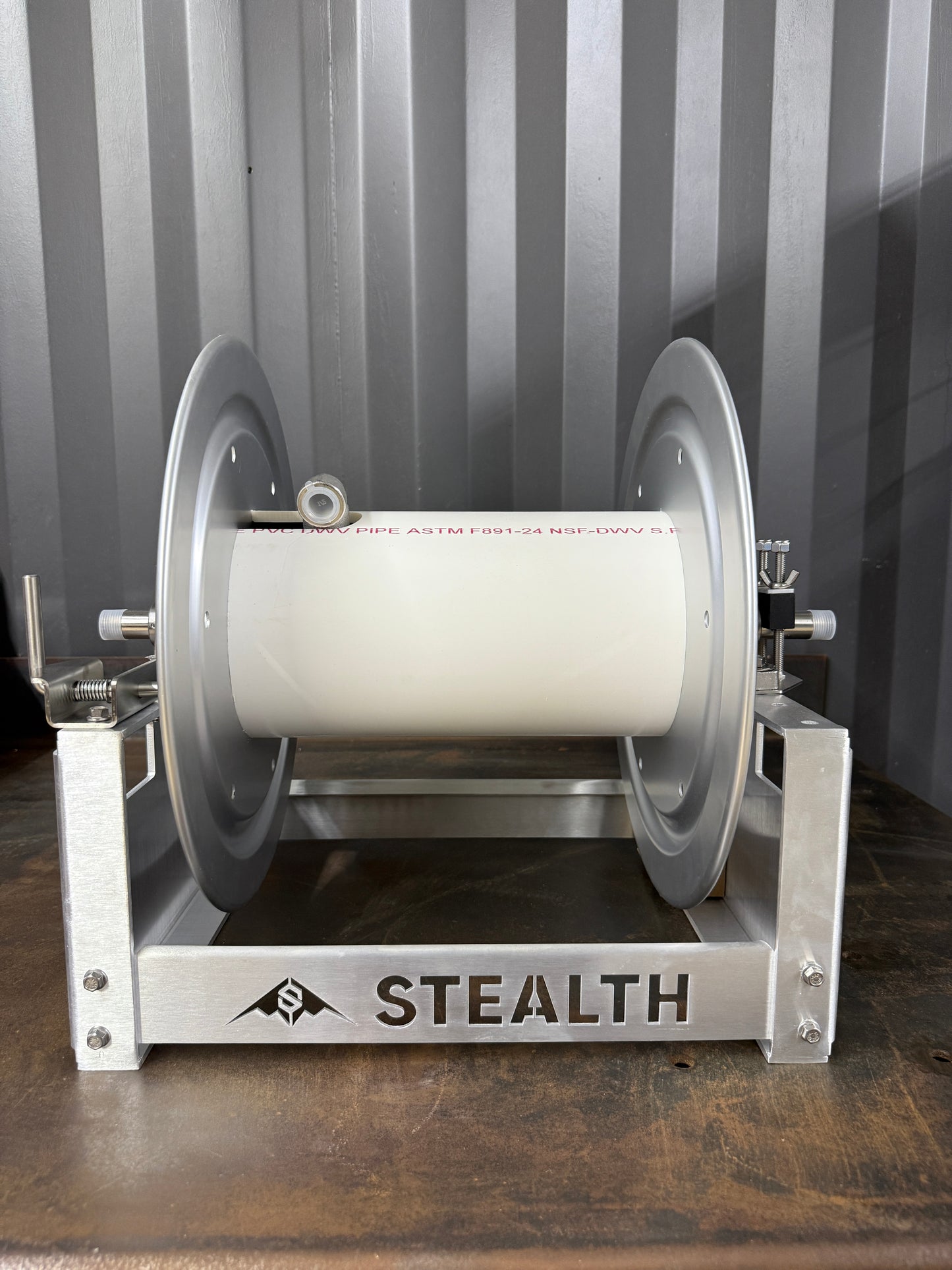 Stealth 12" Aluminum Full Frame Hose Reel 1/2" Stainless Steel Manifold & Swivel