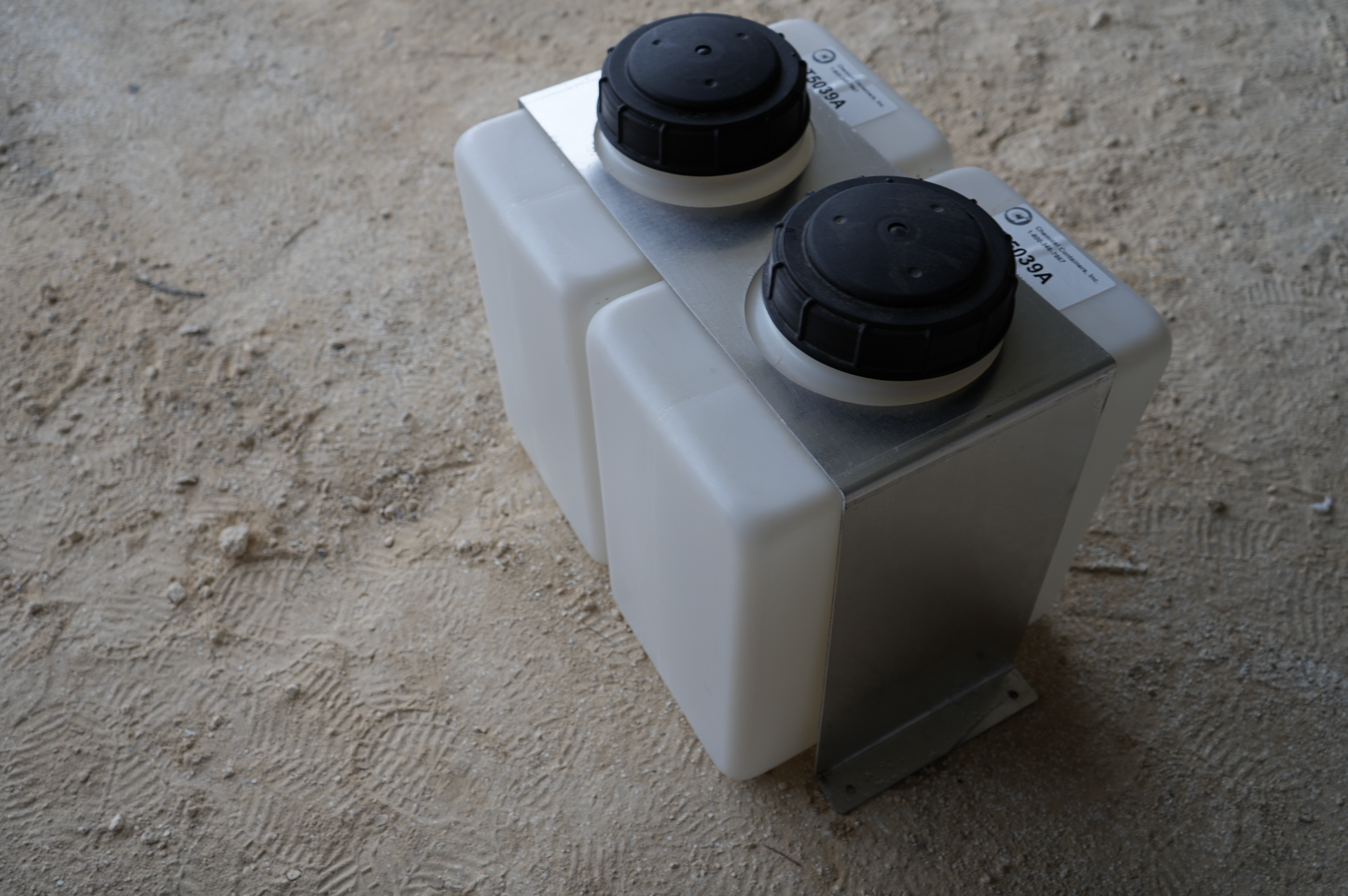 Dual 7 Gallon Soap Tank Strap